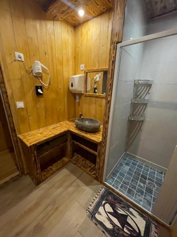 Gite Du Vieux Bourg Le Vieux Bourg  Eksteriør bilde